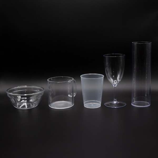 여러 가지 모양의 투명한 그릇 (플라스틱제 5종)